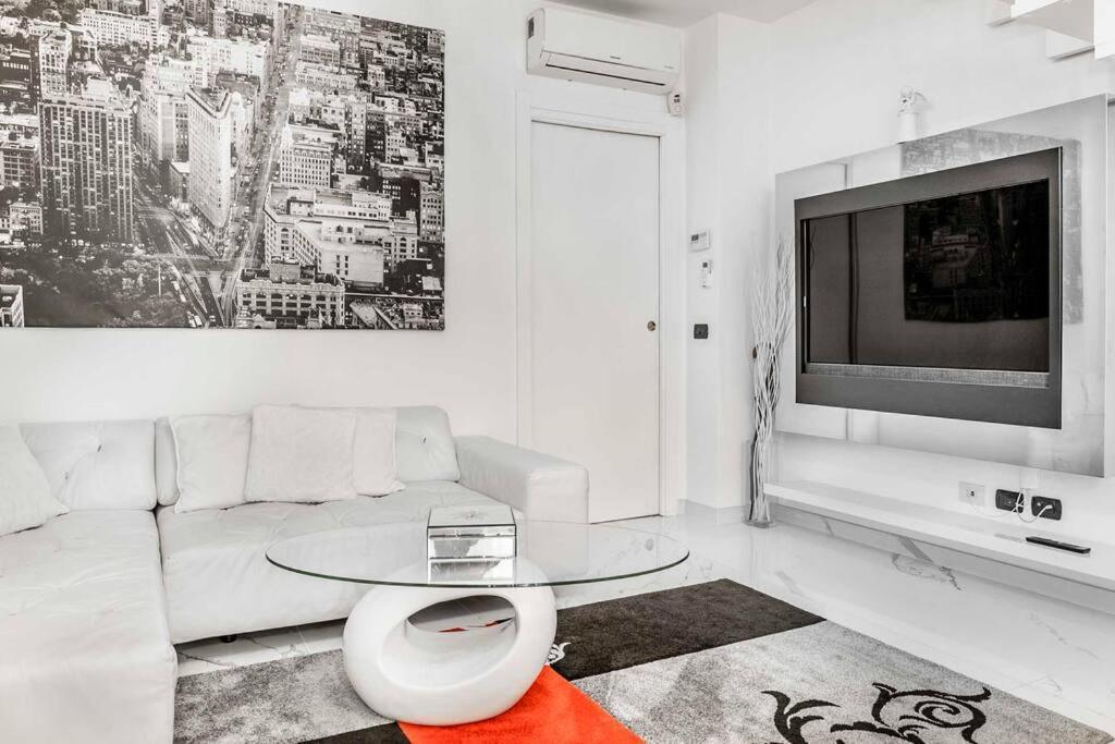 Appartamento Jacuzzi Duomo - Free Parcking Ac Wi-fi Milano